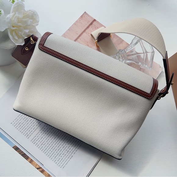 Burberry Note Horseferry Shoulder Bag - Picture 2 of 6